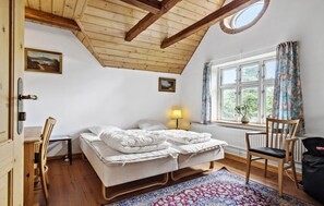 7 quartos, berço de viagem, Wi-Fi de cortesia