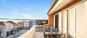 Gorgeous apartment in Sibenik with WiFi