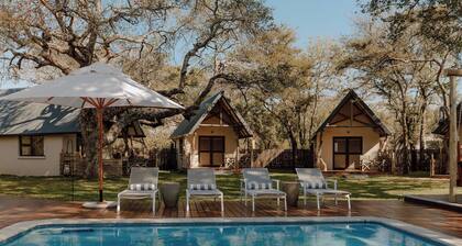 Leopard's Bend Bush Lodge