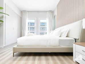 Bàn ủi/dụng cụ ủi quần áo, bộ trải giường 