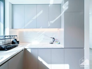 公寓 (1 Bedroom) | 私人厨房 | 冰箱、微波炉、烤箱、炉灶