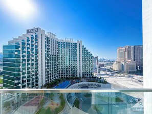 公寓 (1 Bedroom) | 阳台