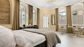 1 bedroom, desk, free WiFi