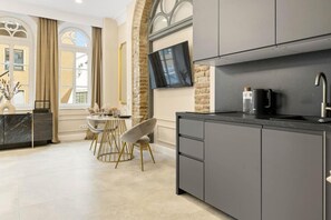 Interior - NEW | LUXUS Suite | Center | Netflix | Boxspring (Augsburg)