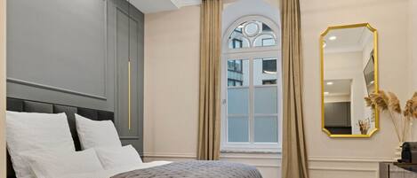 1 chambre, bureau, Wi-Fi, draps fournis