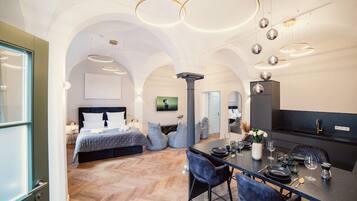 2 Schlafzimmer, Schreibtisch, WLAN