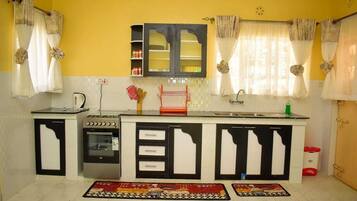 Microwave, oven
