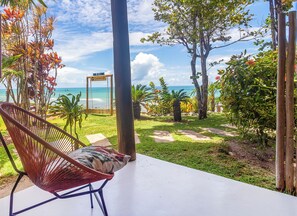 Suite casal premium, 1 cama Queen, varanda, vista para o mar | Living area - Beijo do Vento Pousada (Porto Seguro)