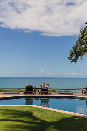 Outdoor pool - Beijo do Vento Pousada (Porto Seguro)