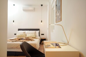 2 bedrooms, desk, iron/ironing board, travel cot - App Fabula: 2-bedroom apartment in lovely Rijeka with AC, WiFi (Rijeka)