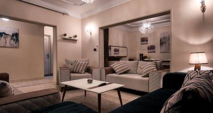 Luxury Apartment in Maadi Nile View - شقة فاخره بالمعادي كورنيش النيل