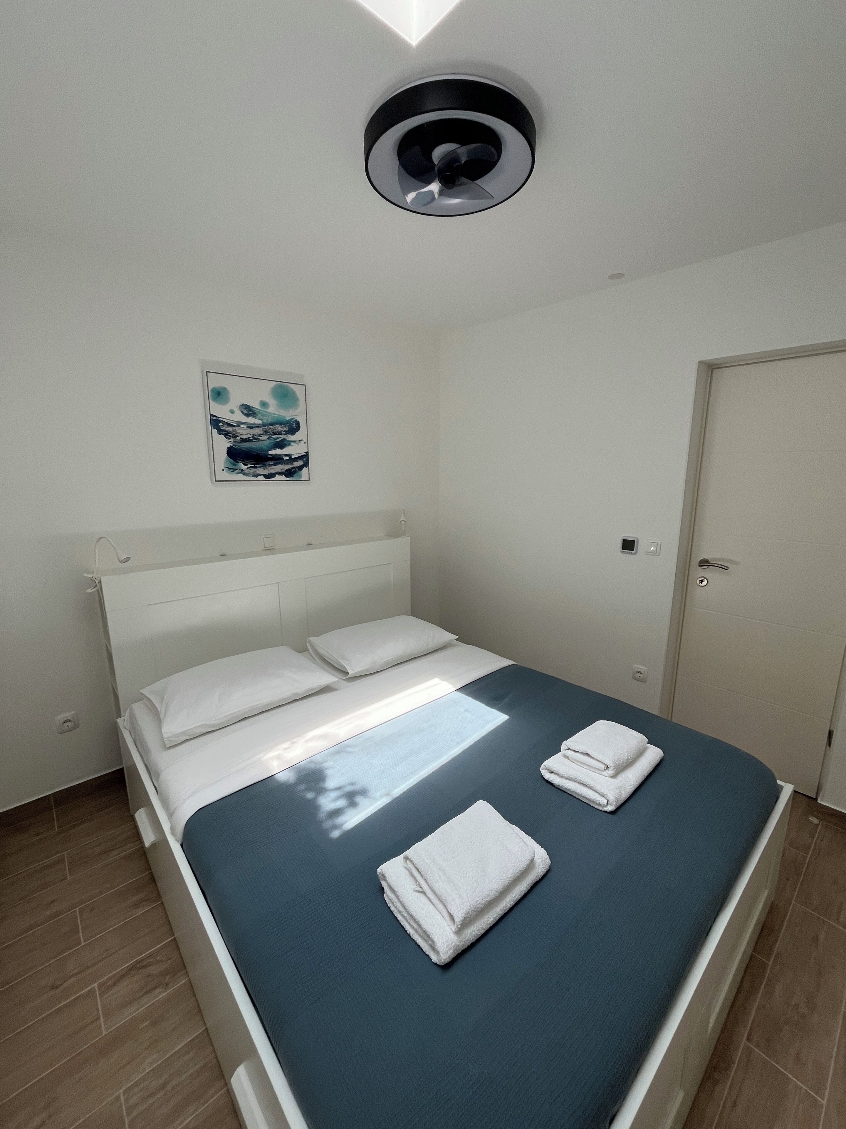 2 bedrooms, free WiFi, bed sheets