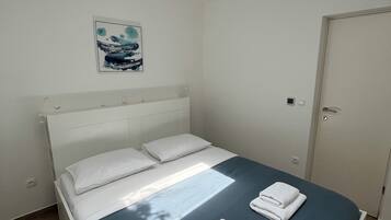 2 bedrooms, free WiFi, bed sheets