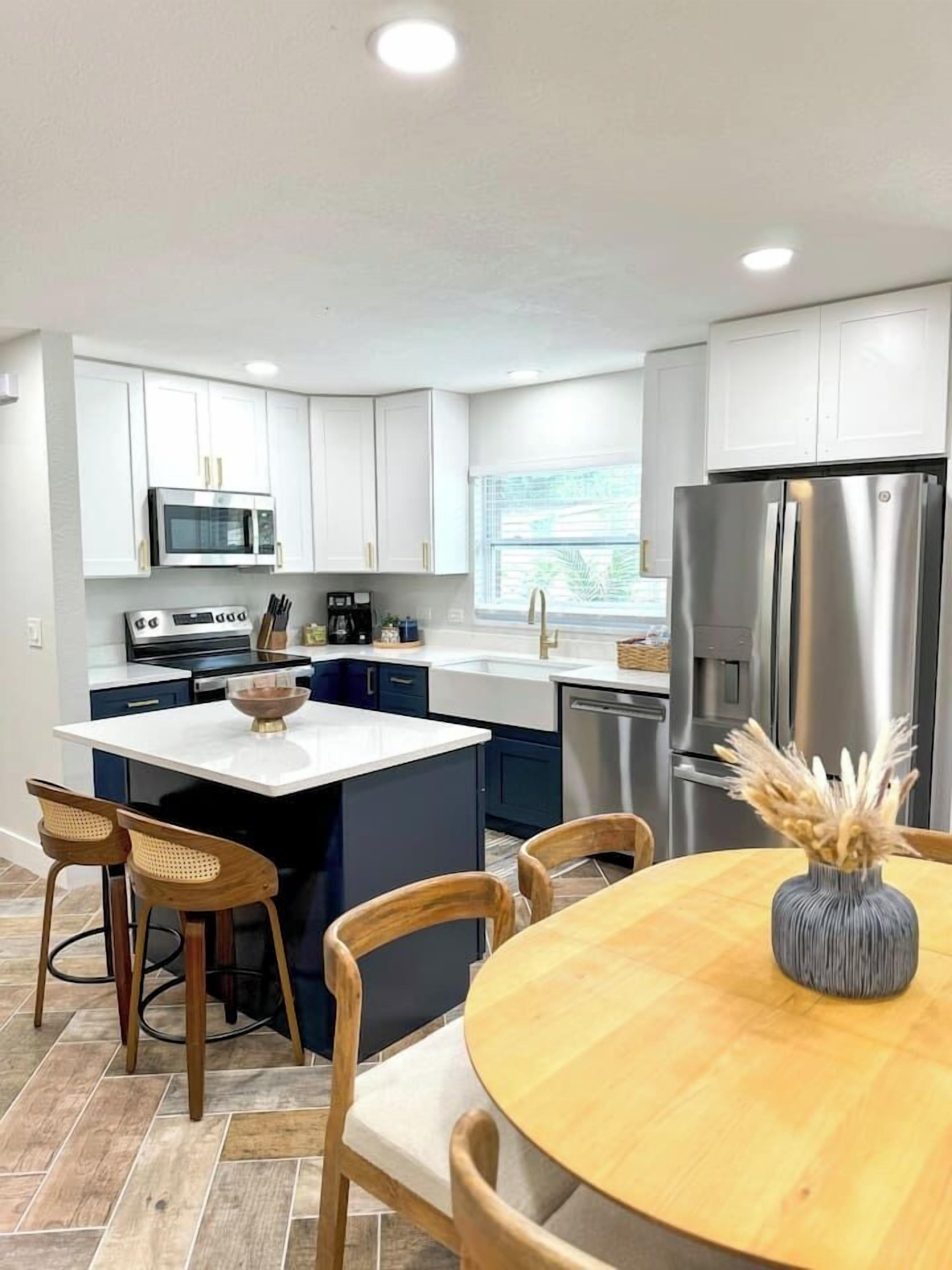 Fridge, dishwasher, toaster, high chair