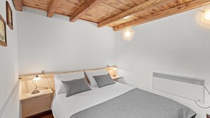 2 Schlafzimmer, Bügeleisen/Bügelbrett, WLAN, Bettwäsche