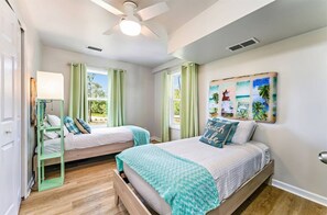 3 Schlafzimmer, Bügeleisen/Bügelbrett, WLAN, Bettwäsche