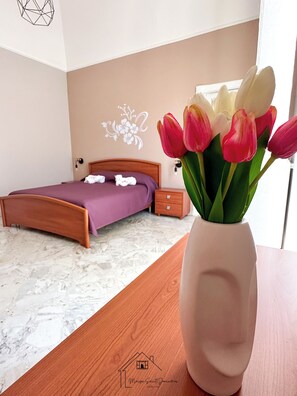 2 chambres, fer et planche à repasser, lit parapluie, Wi-Fi