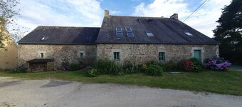 Ty Rozélie, Charmante Longère Bretonne Entre mer et Campagne