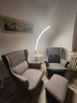 Unclassified image, 3 of 18, button - "charmante 2 Zimmer Wohnung in Ansbach" (Ansbach)