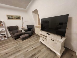 Unclassified image, 5 of 18, button - "charmante 2 Zimmer Wohnung in Ansbach" (Ansbach)