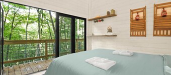 Blue Ridge Parkway / Off-Grid Campground / Two Cabins