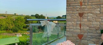GioiaVitae - Bed-In-Botte - Sleep in the Vineyard