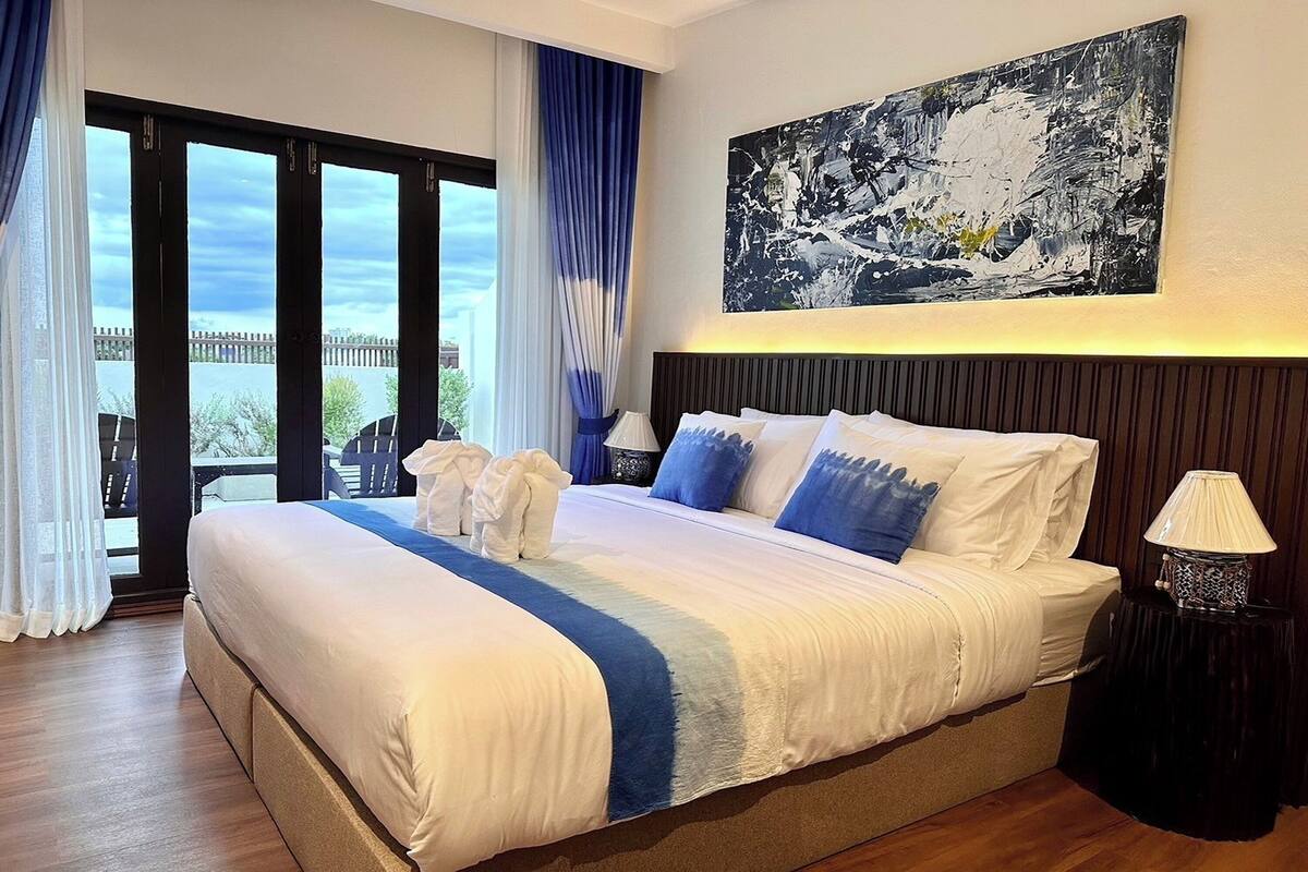 Signature Studio Suite