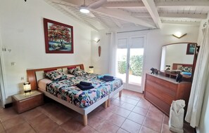 4 Schlafzimmer, Zimmersafe, Bügeleisen/Bügelbrett, kostenloses WLAN