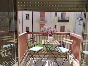 Outdoor dining - D&P Suites 2 Salemi (Salemi)