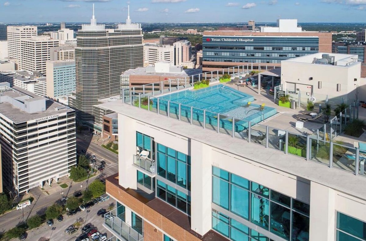 Photo 6 of 2-bedroom condo in Heart of Texas Medical Center w/ fitness, rooftop pool & more