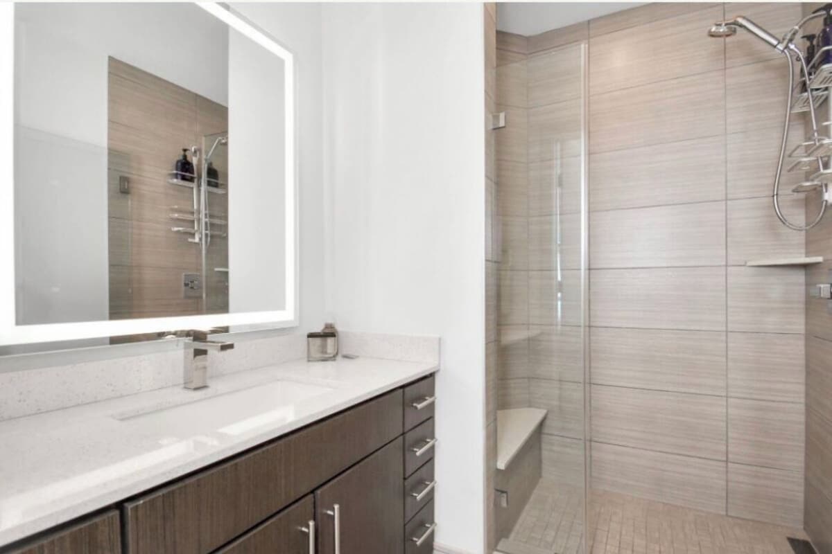 Photo 4 of 2-bedroom condo in Heart of Texas Medical Center w/ fitness, rooftop pool & more