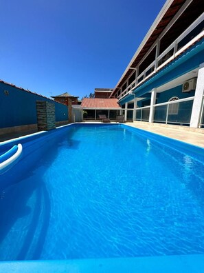 Outdoor pool - Pousada Florestinha (Cabo Frio)