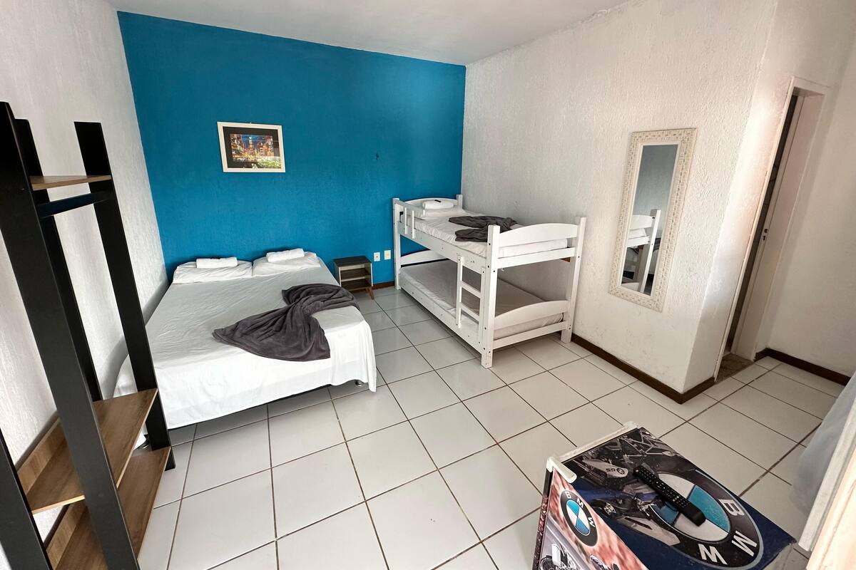 Familien-Vierbettzimmer, Poolblick