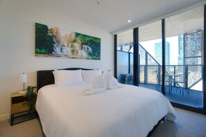 2 bedrooms, iron/ironing board, WiFi, bed sheets - New & Modern 2BR Apartment in Rundle Mall Adelaide (Adelaide)