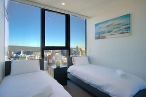 2 chambres, fer et planche Ă repasser, Wi-Fi, draps fournis