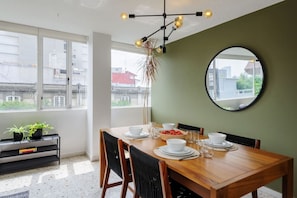 Dining - Modern and Bright Apt. in Trendy Roma Norte (Ciudad de México)