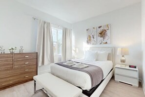 5 slaapkamers, een strijkplank/strijkijzer, gratis wifi, beddengoed