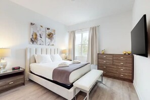 5 bedrooms, iron/ironing board, free WiFi, bed sheets