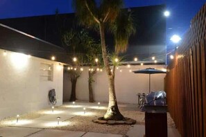 Terrace/patio - Fab 4BR Twin Villas Near Design District & Wynwood (Miami)