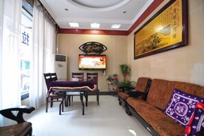 Game room - Ala Hotel (Ningbo)