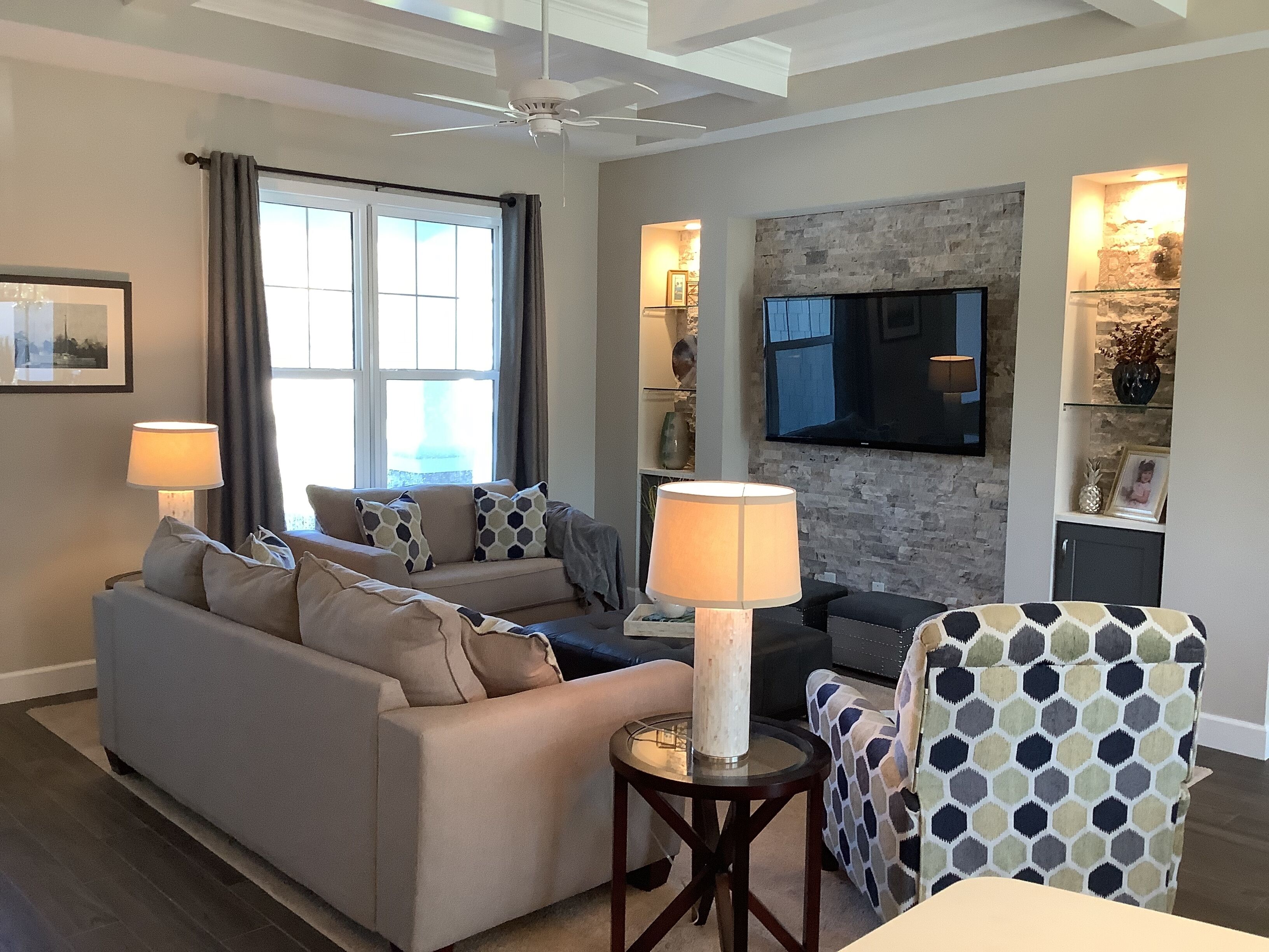 Outstanding new 3-bedroom house with AC in North Port