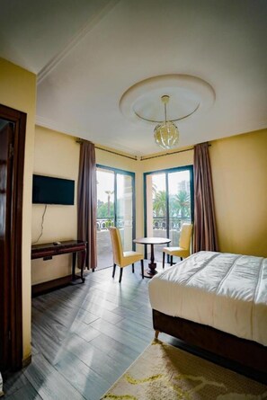 Comfort Suite, Balcony, City View | 1 bedroom, desk, free WiFi