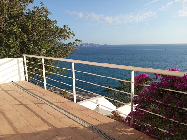 Property grounds - Viila Gyptis : Maison Avec vue Imprenable sur la mer à 2 pas de la Plage (Marseille)