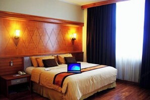 Room - Hotel Mutiara Merdeka (Senapelan)