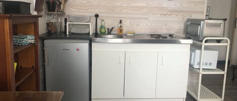 Microwave, oven, stovetop