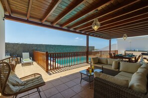 Outdoor dining - 234 - Villa Reinosa (LH234) (Playa Blanca)