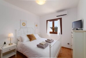 3 slaapkamers, een kluis op de kamer, een strijkplank/strijkijzer