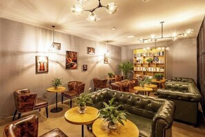 Interior - James Joyce Coffetel (Culture Center Metro Station, Youyi Road) (Tianjin)