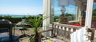 Bella Vista - sleeps 8 guests  in 4 bedrooms