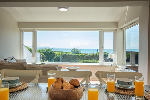 Bella Vista - sleeps 8 guests  in 4 bedrooms